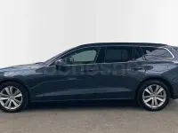 Usado Volvo V60 Momentum 197 CV (144 kW) 2021 Azul Familiar