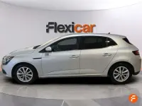 Usado Renault Mégane Zen 131 CV (96 kW) 2017 Gris Berlina