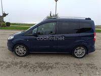 Usado Ford Tourneo Courier Titanium 95 CV (69 kW) 2017 Azul Monovolumen