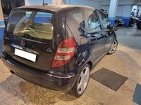Usado Mercedes A200 139 CV (102 kW) 2007 Negro Utilitario