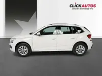 Usado Skoda Kamiq Selection 95 CV (69 kW) 2025 Blanco SUV