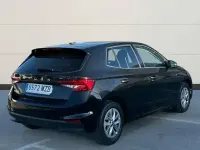 Usado Skoda Fabia Selection 95 CV (69 kW) 2025 Negro Utilitario