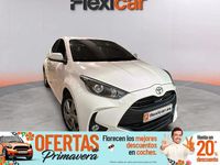Usado Toyota Yaris Hybrid Active 116 CV (85 kW) 2024 Blanco Berlina