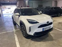 Usado Toyota Yaris Cross Active 132 CV (97 kW) 2025 Blanco SUV