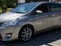 Usado Toyota Verso Advance 112 CV (82 kW) 2015 Marrón Monovolumen