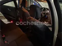 Usado Mercedes C200 136 CV (100 kW) 2010 Gris / plata Berlina