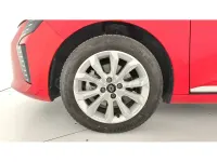 Usado Renault Clio V Evolution 100 CV (73 kW) 2025 Rojo Berlina