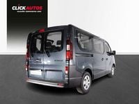 Usado Renault Trafic 110 CV (80 kW) 2023 Gris / plata Monovolumen