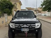 Usado Mitsubishi Montero 250 CV (183 kW) 2007 Negro SUV