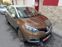 Usado Renault Captur Zen 120 CV (88 kW) 2016 Marrón SUV
