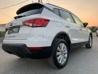 Usado Seat Arona Style 95 CV (69 kW) 2019 Blanco SUV