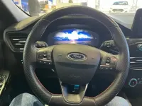 Usado Ford Kuga ST-Line X 225 CV (165 kW) 2023 Blanco SUV