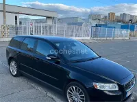 Usado Volvo V50 Momentum 109 CV (80 kW) 2010 Negro Familiar