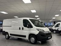 Usado Citroën Jumper 140 CV (102 kW) 2021 Blanco Monovolumen