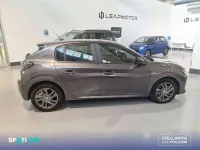 Usado Peugeot 208 Active 101 CV (74 kW) 2022 Gris Utilitario