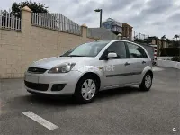 Usado Ford Fiesta Ambiente 70 CV (51 kW) 2006 Gris / plata Utilitario