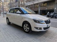 Usado Skoda Fabia 69 HP (50 kW) 2014 Branco Sedan