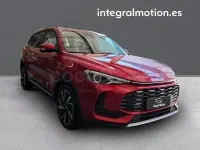 Usado MG ZS Luxury 197 CV (144 kW) 2025 Rojo SUV