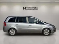 Usado Opel Zafira Enjoy Plus 116 CV (85 kW) 2011 Gris Monovolumen