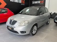Usado Lancia Ypsilon 95 CV (69 kW) 2008 Gris / plata Utilitario