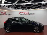 Usado Kia Ceed GT 128 CV (94 kW) 2012 Negro Berlina