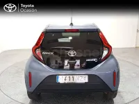 Usado Toyota Aygo X Play 72 CV (52 kW) 2025 Gris / plata SUV