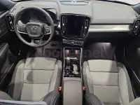 Nuevo Volvo XC40 Plus 163 CV (119 kW) 2026 Verde SUV