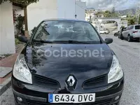 Usado Renault Clio II Authentique 75 CV (55 kW) 2006 Negro Berlina