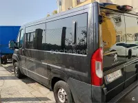 Usado Peugeot Boxer 86 CV (63 kW) 2002 Negro Van