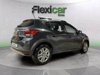 Usado Dacia Sandero Comfort 101 CV (74 kW) 2022 Gris Berlina