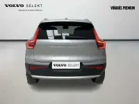 Usado Volvo XC40 Core 163 CV (119 kW) 2022 Gris / plata SUV
