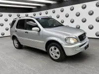 Usado Mercedes ML270 163 CV (119 kW) 2003 Gris / plata SUV