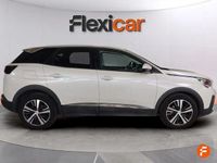 Usado Peugeot 3008 Allure 130 CV (95 kW) 2019 Blanco SUV