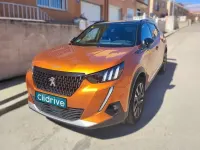 Usado Peugeot 2008 GT 156 CV (114 kW) 2020 Naranja SUV