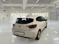 Usado Renault Clio V Zen 140 CV (102 kW) 2023 Blanco Berlina