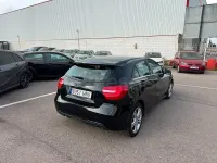 Usado Mercedes A200 Urban 156 CV (114 kW) 2013 Negro Utilitario