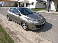 Usado Renault Mégane Dynamique 105 CV (77 kW) 2010 Beige Berlina