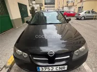 Usado Nissan Almera 136 CV (100 kW) 2003 Gris / plata Berlina