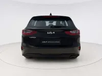 Usado Kia Ceed 101 CV (74 kW) 2025 Negro Utilitario