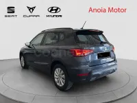 Usado Seat Arona Style 116 CV (85 kW) 2025 Gris / plata SUV