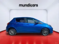 Usado Toyota Yaris Active 99 CV (72 kW) 2017 Azul Berlina