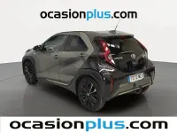 Usado Toyota Aygo X 72 CV (52 kW) 2023 Verde SUV