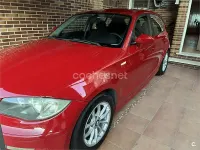 Usado BMW 118 122 CV (89 kW) 2007 Rojo Utilitario