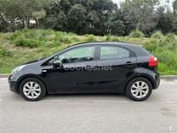 Usado Kia Rio 90 CV (66 kW) 2011 Negro Berlina