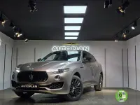 Usado Maserati Levante 275 CV (202 kW) 2017 Gris / plata SUV