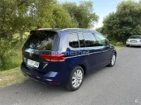 Usado VW Touran Sportline 150 CV (110 kW) 2016 Azul Monovolumen