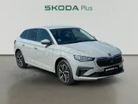 Usado Skoda Scala Selection 115 CV (84 kW) 2025 Gris / plata Utilitario