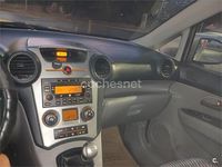 Usado Kia Carens 140 CV (102 kW) 2008 Beige Monovolumen