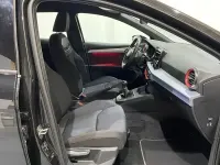 Usado Seat Ibiza FR 115 CV (84 kW) 2024 Negro Utilitario