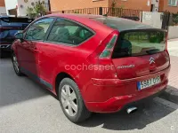 Usado Citroën C4 110 HP (80 kW) 2006 Vermelho Sedan